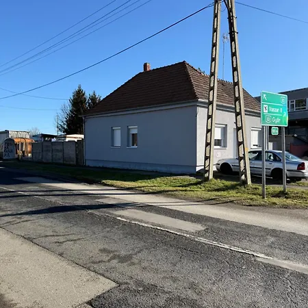 Vamhaz Vendeghaz Apartament *